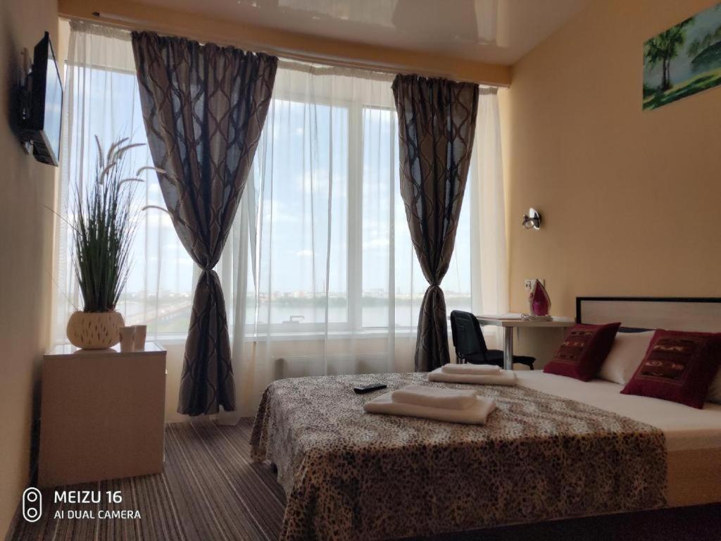 Сity Star Apartmens Dnjepropetovsk Buitenkant foto